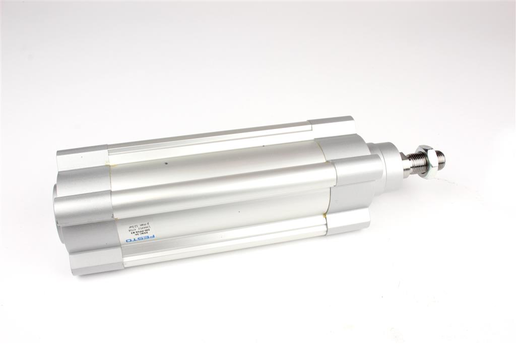 PNEUMATIC CYLINDER