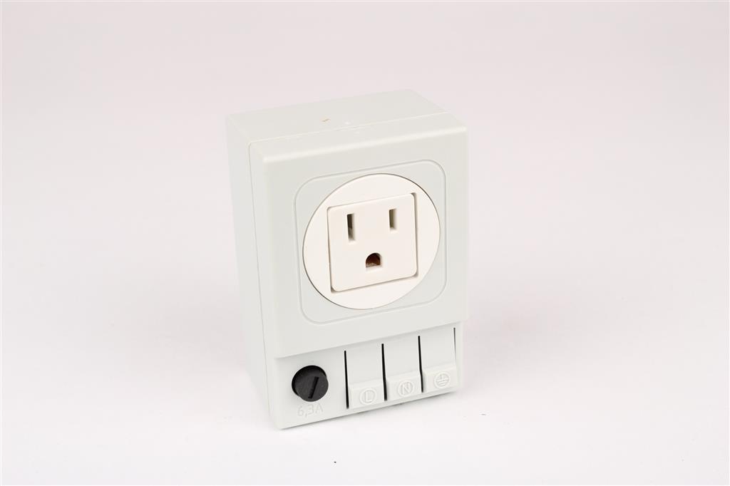 WALL SOCKET WITH FUSE 6.3A