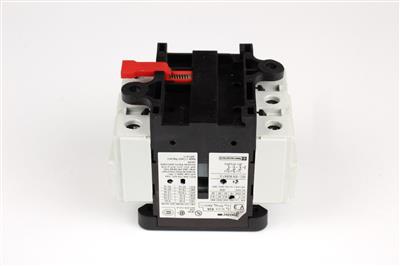 MAIN SWITCH I= 63 AMP. 690 V. 3-POL.