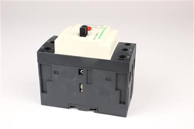 CIRCUIT BREAKER OVERCURRENT